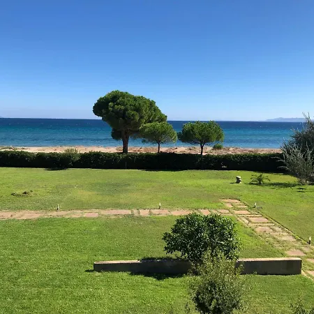 Beachfront Hoopoe Schinias, Marathon